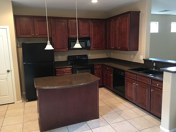 2nd image of 2715 E Longhorn Pl