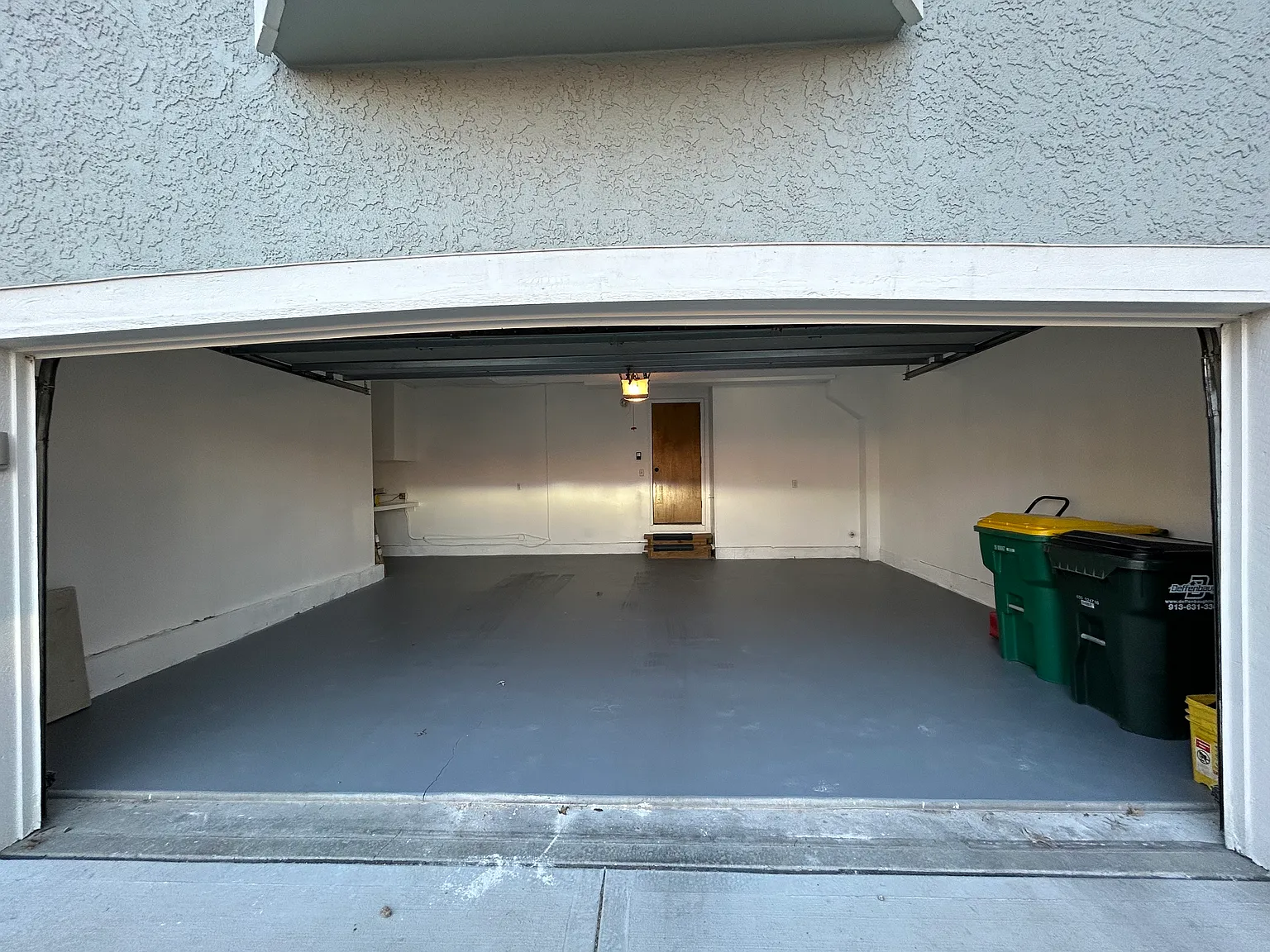 2 bed, 2.5 bath, 1240 sqft, $4,250 — Photo 2