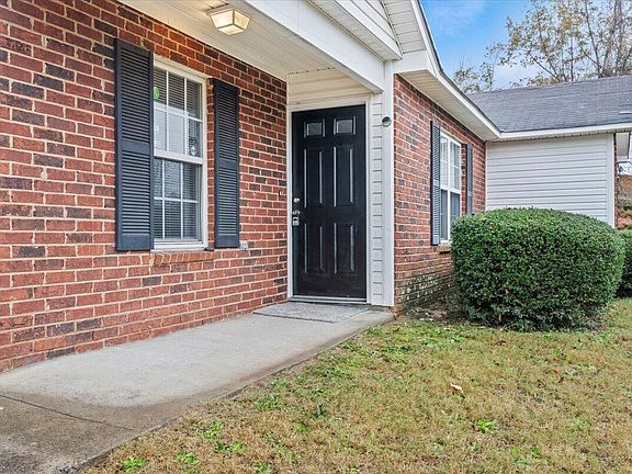 4th image of 2806 Cranbrook Drive