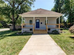 10119 E Lexington Ave, Independence, MO 64053
