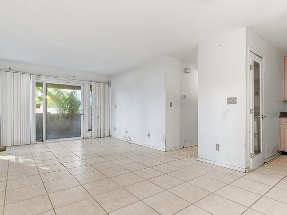 2nd image of 1544 Bailey Road #39