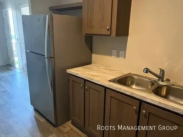 2300 E Philip Ave #61C — Photo 3