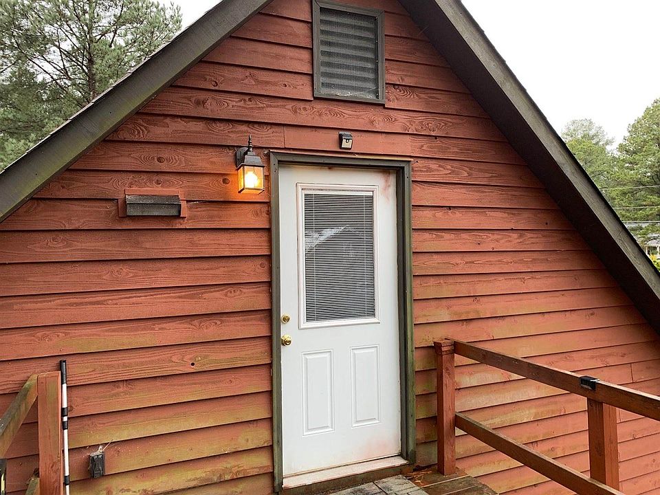1st image of 152 Tella Dr #1