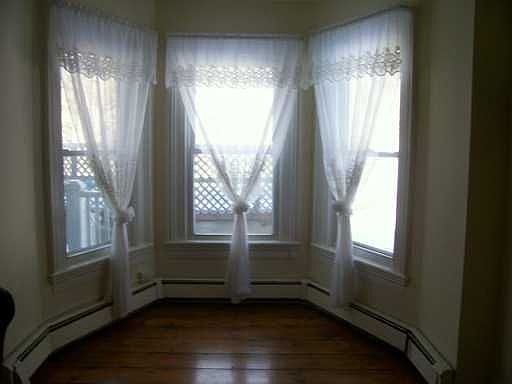 BEAUTIFUL BAY WINDOW