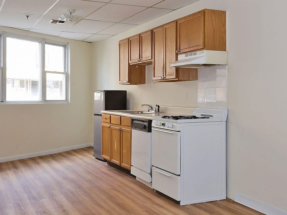 2nd image of 203 Academy St APT 102
