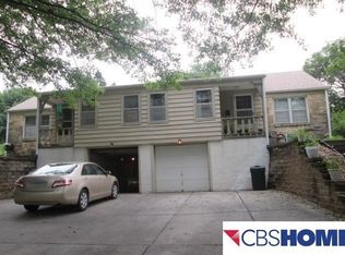 62 Country Club Rd, Ralston, NE 68127