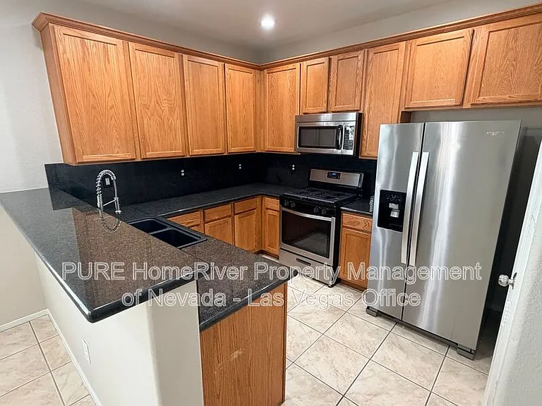 9852 Twilight Walk Ave — Photo 10