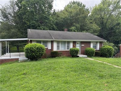 2242 E 1st St, Winston Salem, NC, 27101