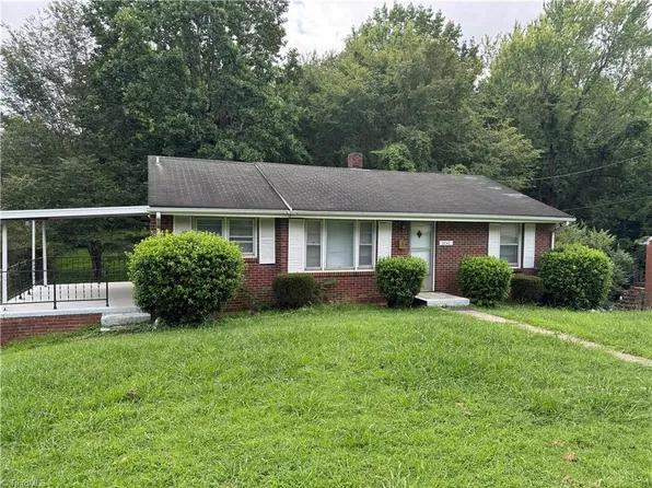 2242 E 1st St, Winston Salem, NC 27101