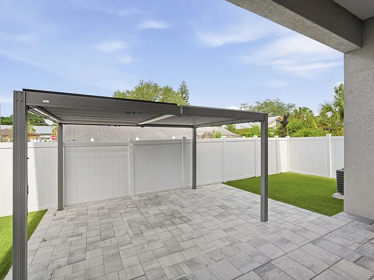 2904 Banza St — Photo 22