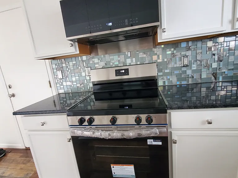 1505 Sarin St — Photo 8