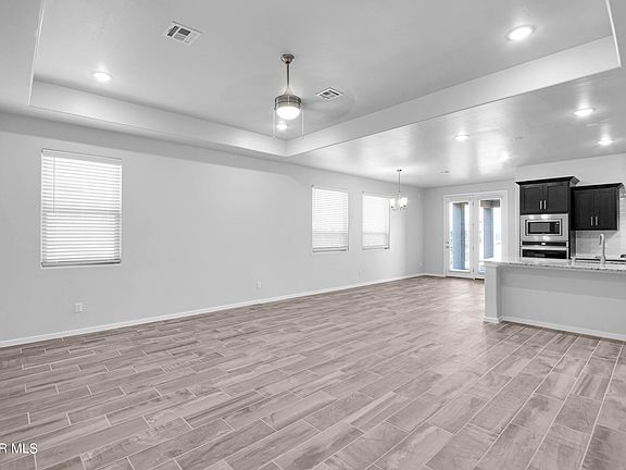 2nd image of 368 Nailseas Pl