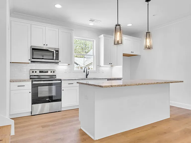 203 Riverstone Commons Cir — Photo 5