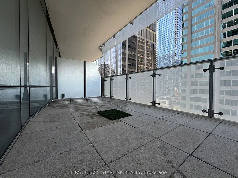 1 Bloor St E #811 — Photo 13