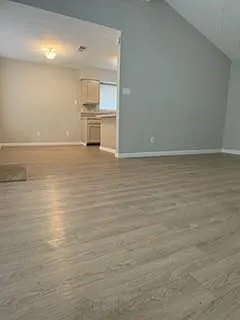 7615 Woodland West Dr — Photo 3