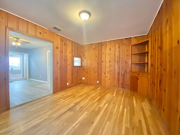 5th image of 3311 Amherst St
