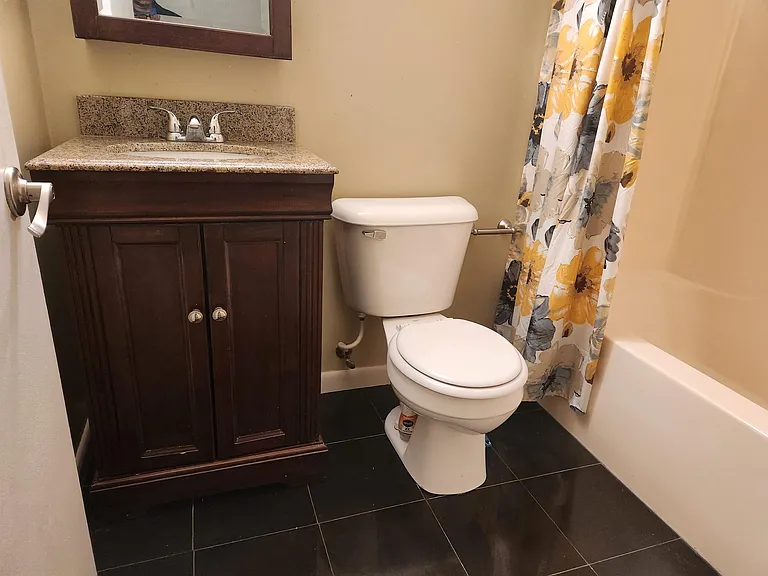 1394 Bradley Dr — Photo 25