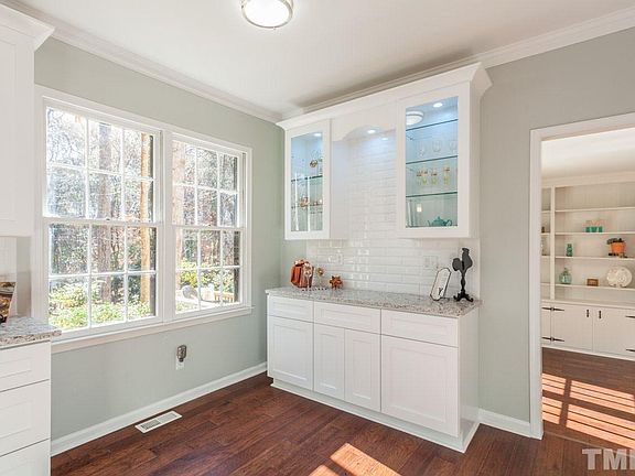 4th image of 11302 Rumshill Rd