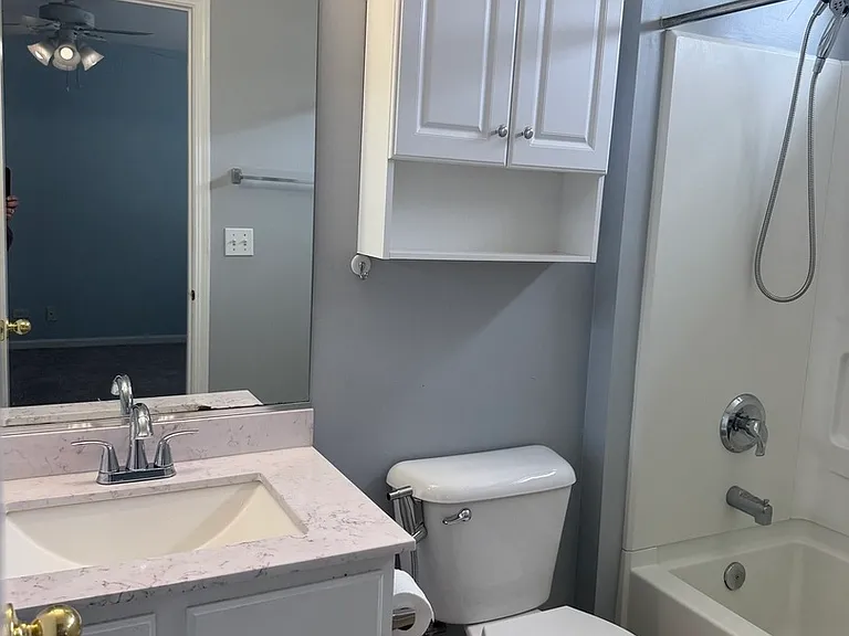 2250 Stoughton Dr #2250 — Photo 41