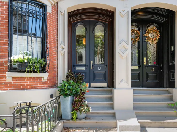 12 Rutland Sq #3, Boston, MA 02118