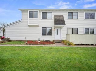 5508 Sutton Ln UNIT B, Willoughby, OH 44094