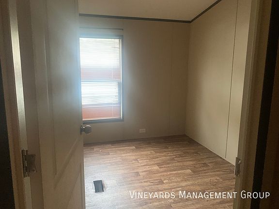 5th image of 1325 N Franklin St #36
