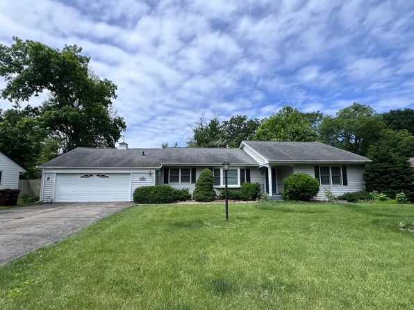 308 Tree Ln, Prophetstown, IL 61277