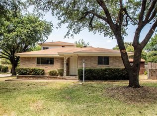 4420 Preston Cir, Cockrell Hill, TX 75211