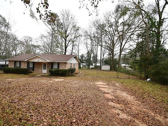 2nd image of 9265 Woodvale Dr