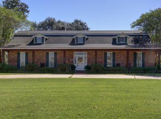 4207 Patoutville Rd, Jeanerette, LA 70544