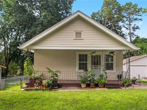 3501 NE 57th St, Kansas City, MO 64119