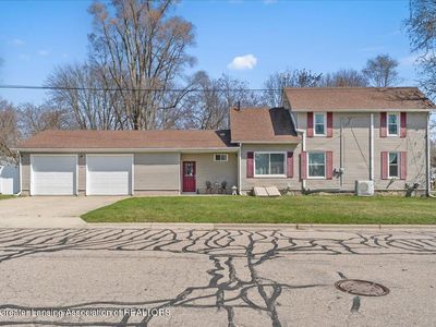 801 E State St, Saint Johns, MI, 48879
