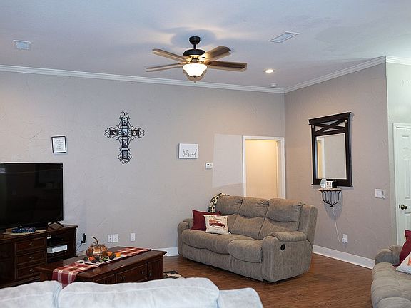 5th image of 9551 Braden Dr