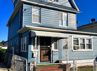 14519 222nd St, Springfield Gardens, NY 11413