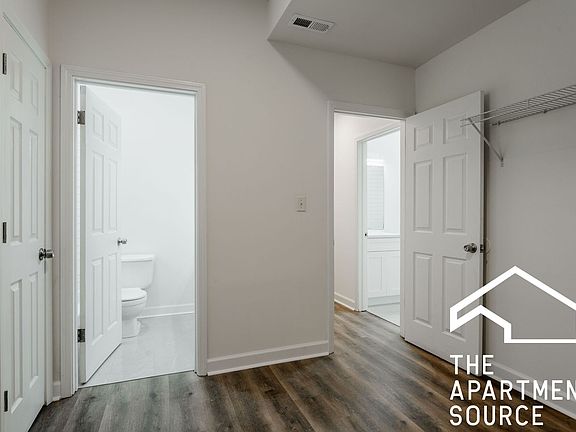 3rd image of 2112 N Campbell Ave #0