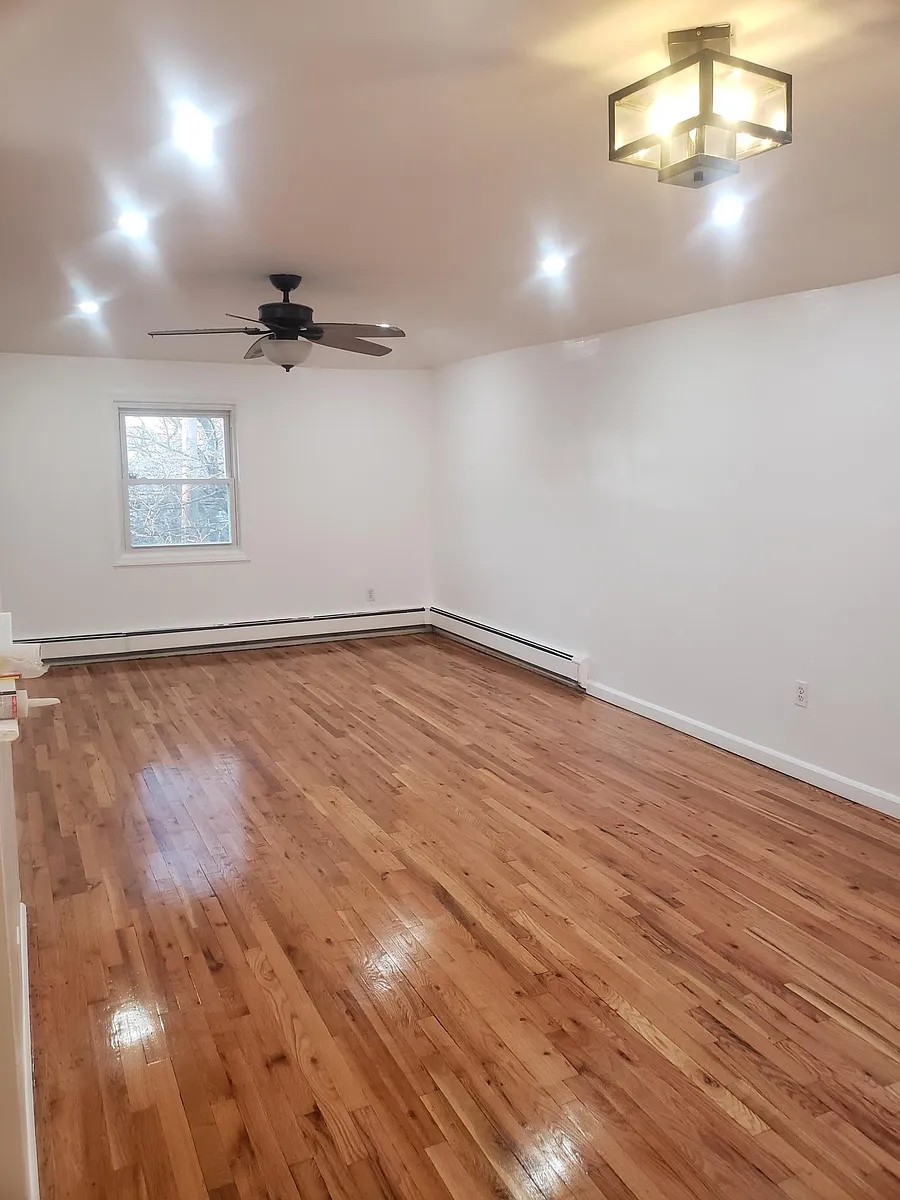 Building Photo - 25330 Craft Ave #2