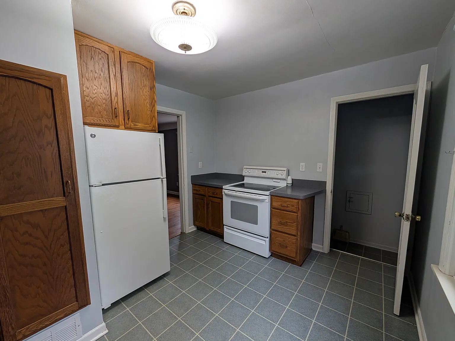 2 bed, 900 sqft, $1,850 — Photo 4