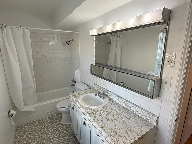 7323 Hoover Ave — Photo 18