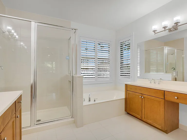 15205 Seaglass Terrace Ln — Photo 31