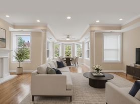 1524 W Birchwood Ave, Chicago, IL