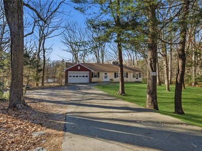 100 Forge Rd, North Kingstown, RI, 02852