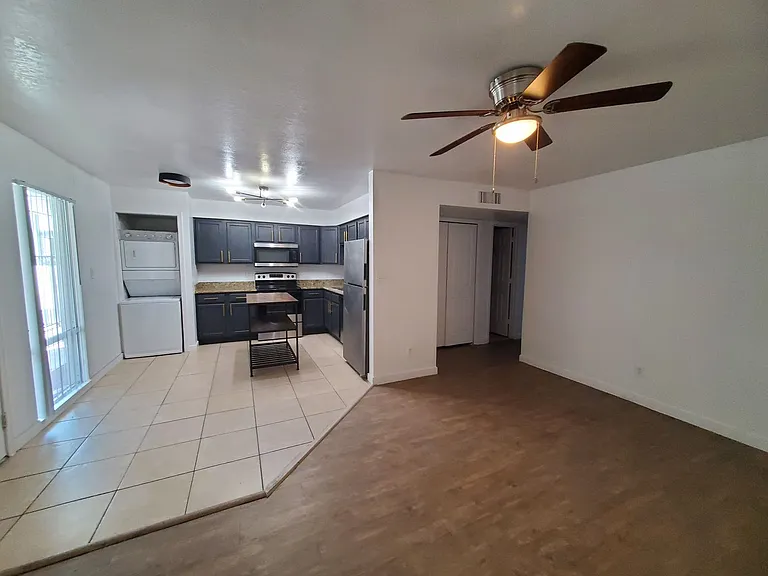 Mountain View Condos — Photo 74