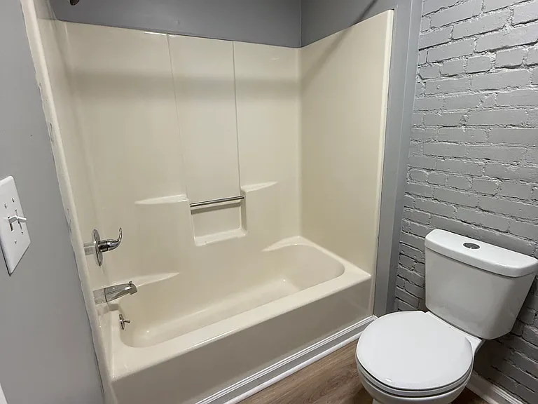 4200 Arnold Ave #9 — Photo 6