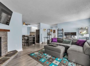 930 N Royal Ave SW #4, Calgary, AB T2T0L5