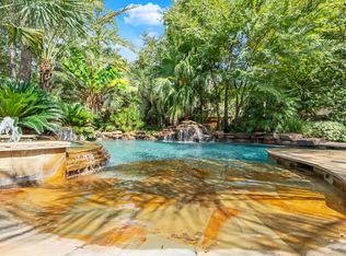 10 Stickley Ct, The Woodlands, TX 77382