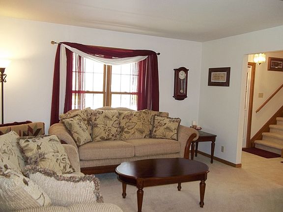 5th image of 1080 Wedgewood Ln