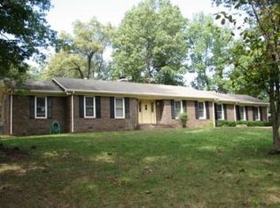 470 Stone Ln, Hopkinsville, KY 42240