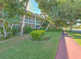500 S Washington Dr APT 12A, Sarasota, FL 34236