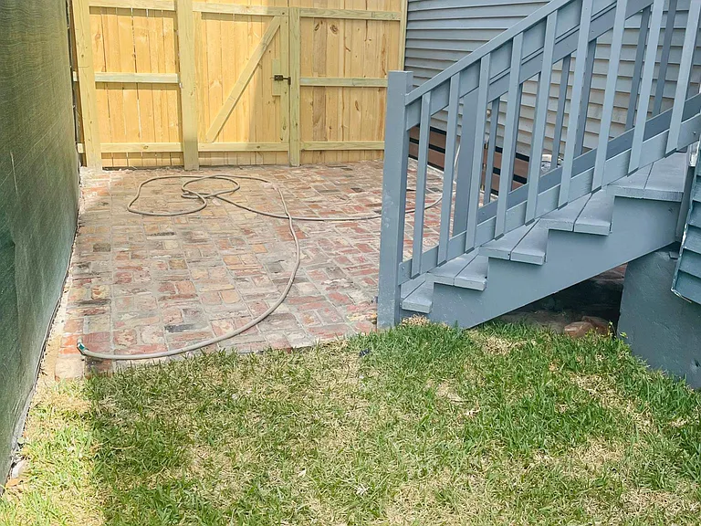 2502 Peniston St — Photo 15