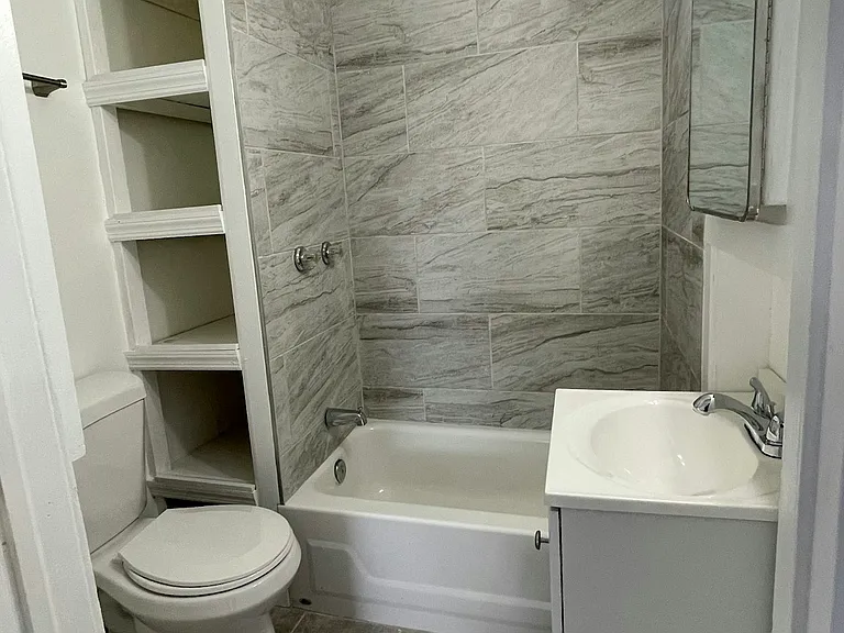 612 W Norris St #3 — Photo 13